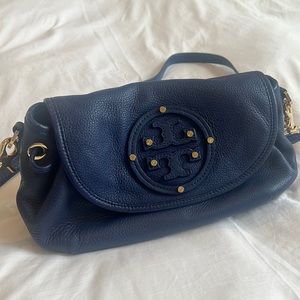 Tory Burch Monogram Maisey Moonstone Navy Leather Cross Body Bag Purse